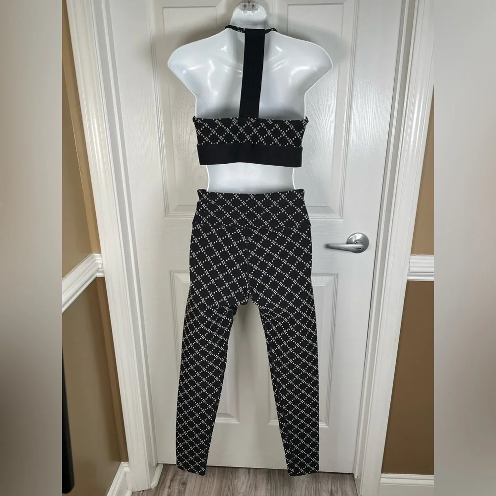 Noli‎ Yoga Monogram Jacquard Sports Set Top/Bottom NWT